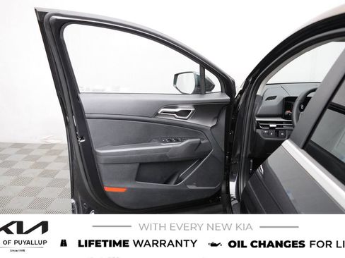 New 2026 Kia Sportage LX AWD/4WD image 9