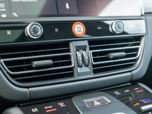 New 2026 Porsche Macan S AWD/4WD image 24