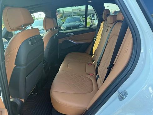 Used 2026 BMW X5 xDrive40i AWD/4WD image 17