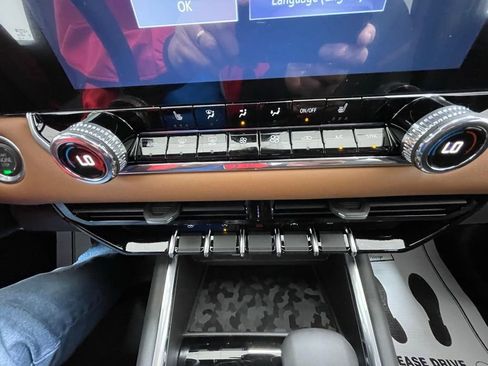 New 2026 GMC Canyon AT4 AWD/4WD image 20