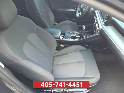 Used 2021 Kia K5 LXS FWD image 28