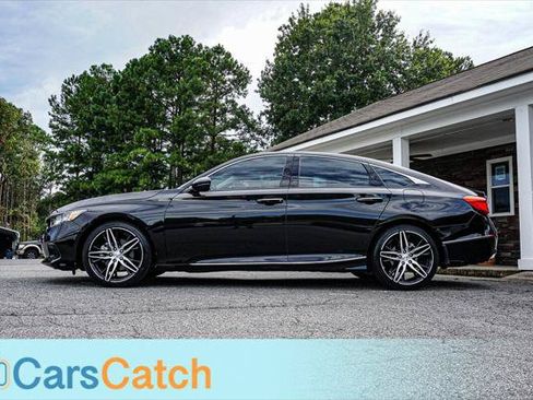 Used 2021 Honda Accord Touring image 14