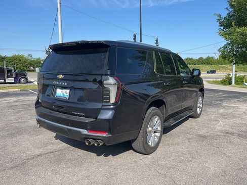 Used 2025 Chevrolet Tahoe Premier AWD/4WD image 3