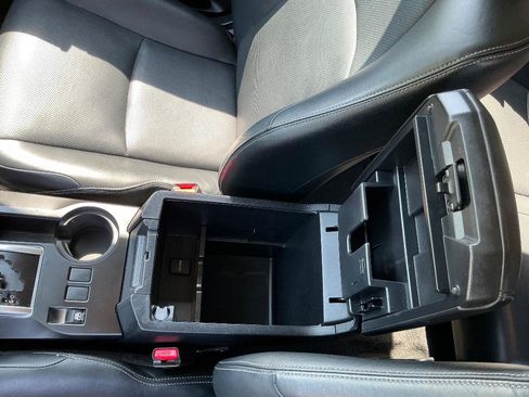 Used 2020 Toyota 4Runner Limited RWD image 23
