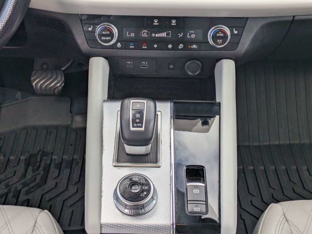 Used 2024 Mitsubishi Outlander SEL FWD image 20
