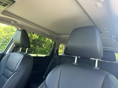 Certified 2025 Nissan Rogue SL w/ Tech Package AWD/4WD image 33
