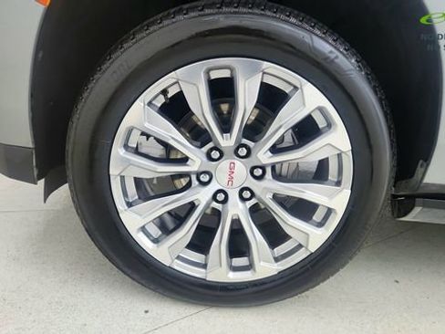 Used 2024 GMC Yukon Denali AWD/4WD image 61