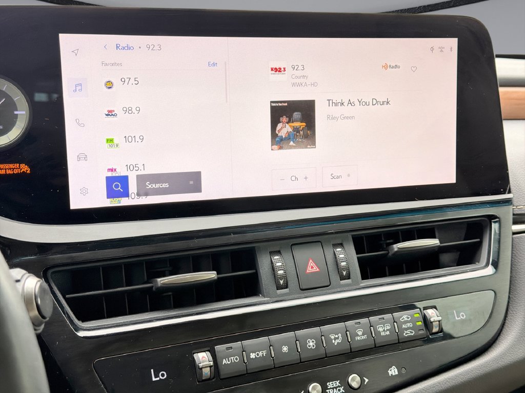 Used 2024 Lexus ES 350 Ultra Luxury w/ Accessory Package (Z2) FWD image 23