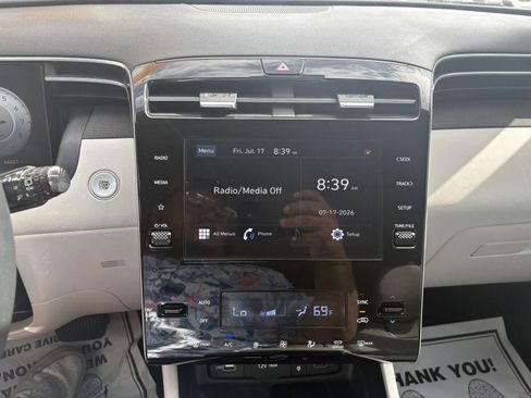 Used 2022 Hyundai Tucson SEL w/ Convenience + Premium Package FWD image 12