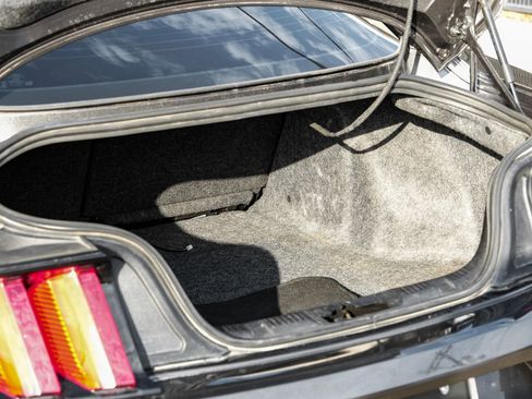 Used 2017 Ford Mustang Coupe image 46