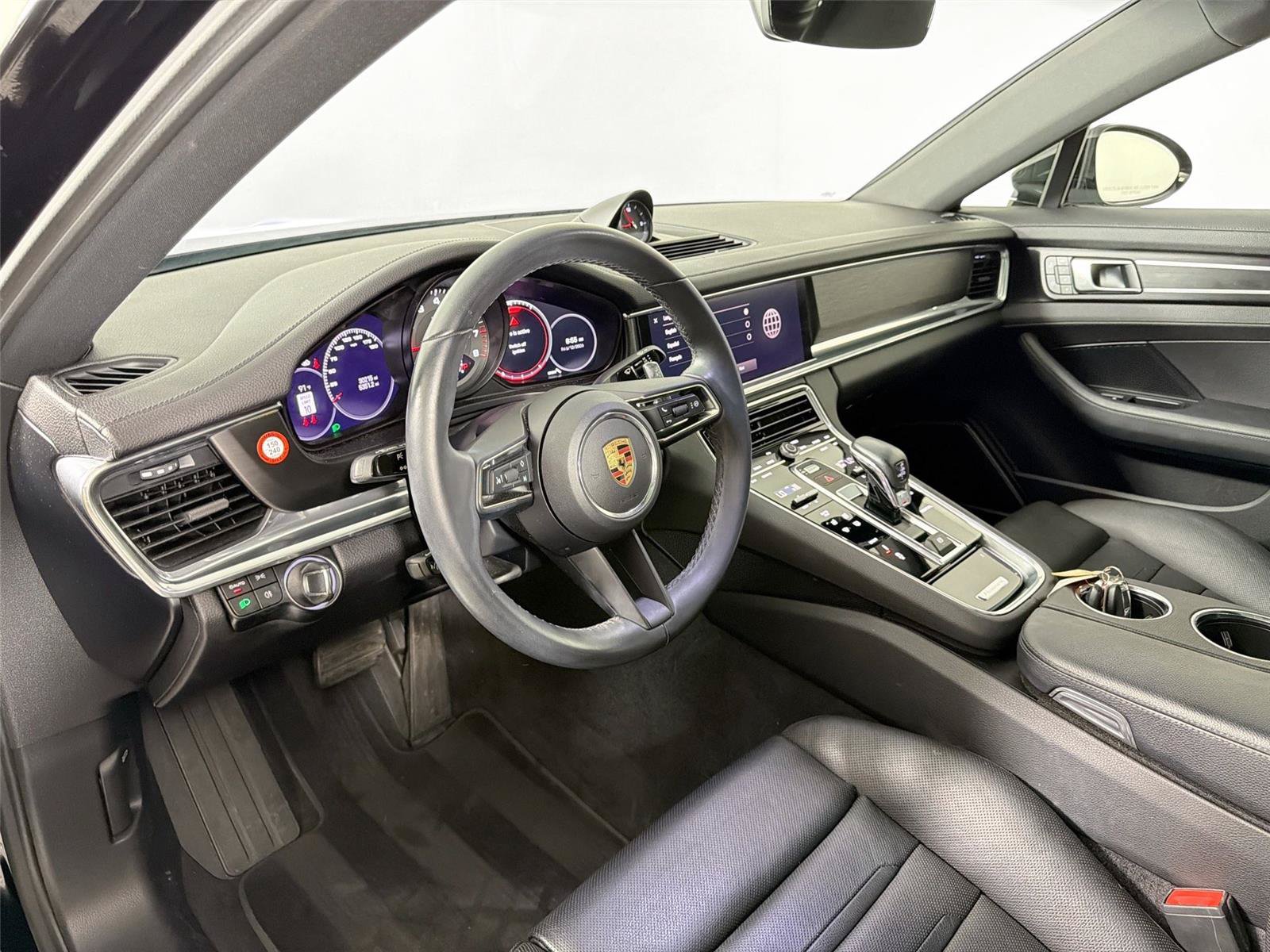 Certified 2023 Porsche Panamera Platinum Edition RWD image 4
