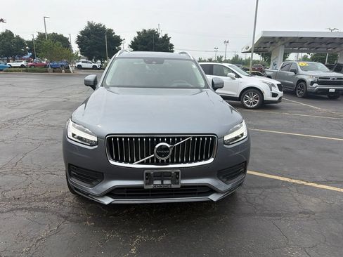 Used 2020 Volvo XC90 T6 Momentum w/ Protection Package AWD/4WD image 6