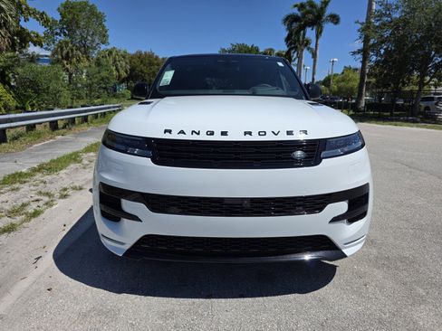 New 2026 Land Rover Range Rover Sport Dynamic SE AWD/4WD image 7