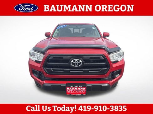 Used 2017 Toyota Tacoma SR w/ Tow Package AWD/4WD image 8