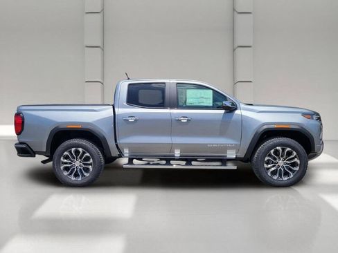 New 2026 GMC Canyon Denali AWD/4WD image 4