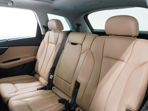 Used 2022 Audi Q7 2.0T Premium Plus w/ Premium Plus Package image 15