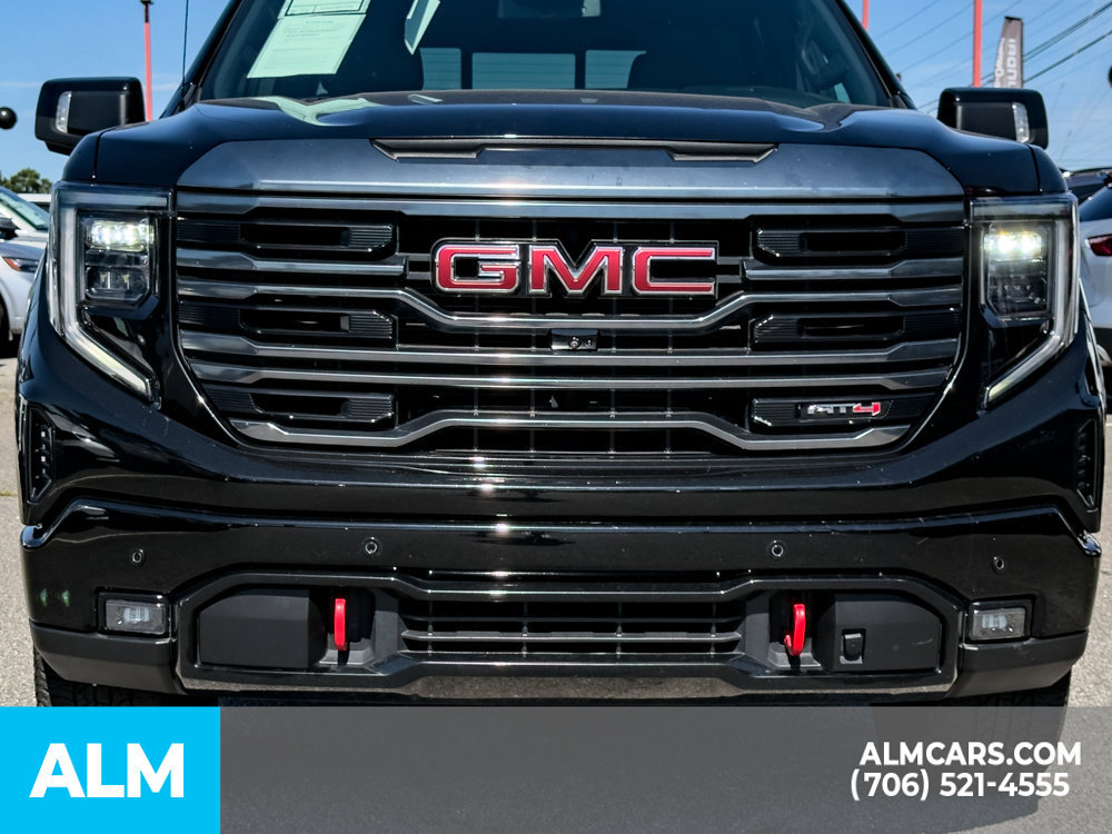 Used 2024 GMC Sierra 1500 AT4 w/ AT4 Premium Package AWD/4WD image 8