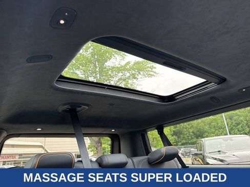 Used 2023 Jeep Grand Wagoneer L Series II w/ Premium Group II AWD/4WD image 31