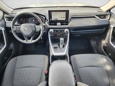 Certified 2025 Toyota RAV4 XLE FWD image 17
