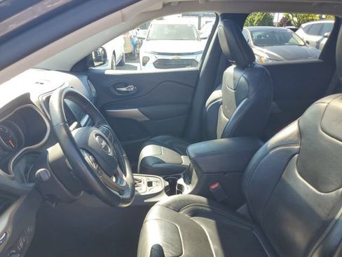 Used 2017 Jeep Cherokee High Altitude w/ Luxury Group AWD/4WD image 22