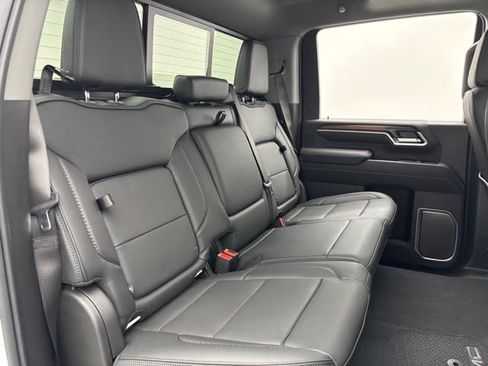 New 2026 GMC Sierra 2500 Denali w/ Denali Reserve Package AWD/4WD image 40