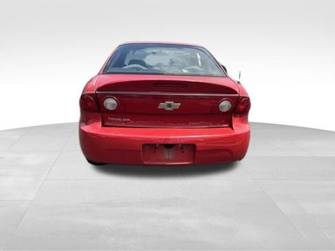Used 2004 Chevrolet Cavalier Coupe w/ Sport Appearance Package FWD image 6