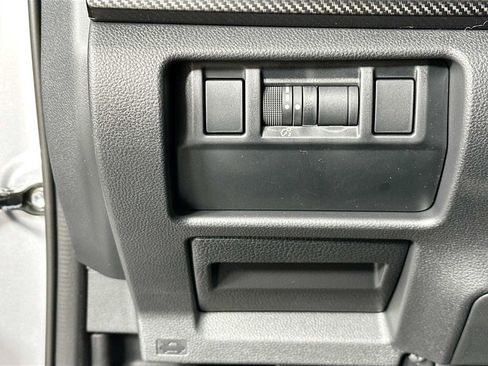 Certified 2025 Subaru Crosstrek 2.0i Premium image 10