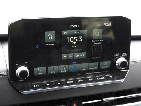 Used 2024 Mitsubishi Outlander 4WD Plug-In Hybrid image 25