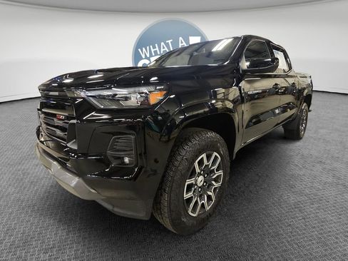 Certified 2026 Chevrolet Colorado Z71 w/ Technology Package AWD/4WD image 9