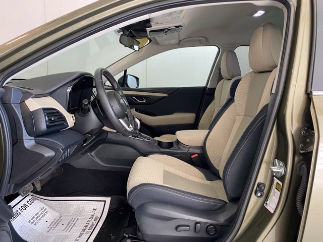 Certified 2025 Subaru Outback Premium AWD/4WD image 11