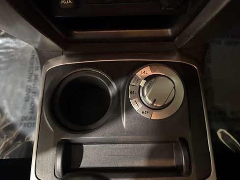 Used 2016 Toyota 4Runner Limited AWD/4WD image 47