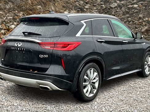 Used 2020 INFINITI QX50 Luxe w/ Navigation Package image 2