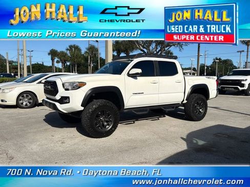 Used 2019 Toyota Tacoma TRD Off-Road image 5