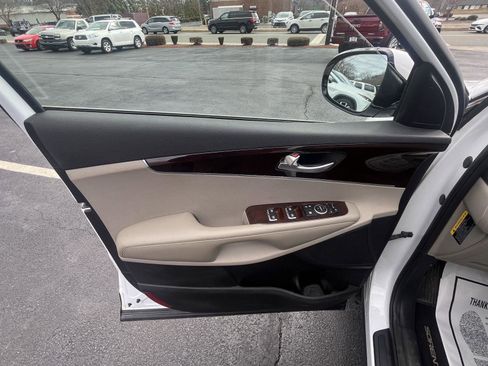 Used 2018 Kia Sorento EX w/ EX Advanced Touring Package image 7