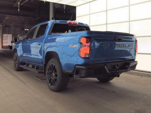 Used 2024 Chevrolet Colorado Z71 w/ LPO, Dark Essentials Package AWD/4WD image 4