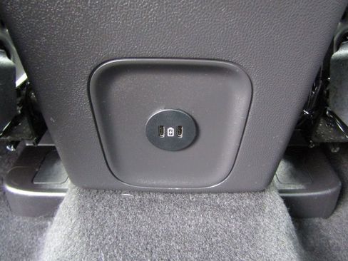 Used 2025 Ford Escape Platinum w/ Class II Trailer Tow Package AWD/4WD image 37
