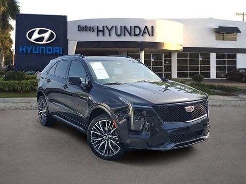 Used 2024 Cadillac XT4 Sport FWD image 1