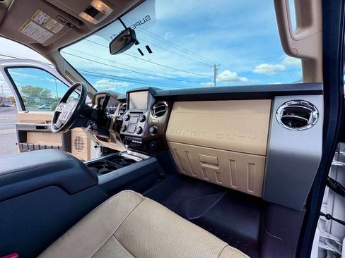 Used 2013 Ford F250 Lariat w/ Lariat Ultimate Pkg image 33