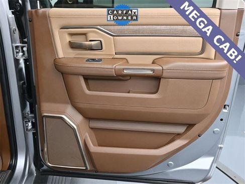 Used 2023 RAM 3500 Limited image 21