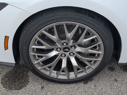 Used 2024 Ford Mustang GT Premium RWD image 11