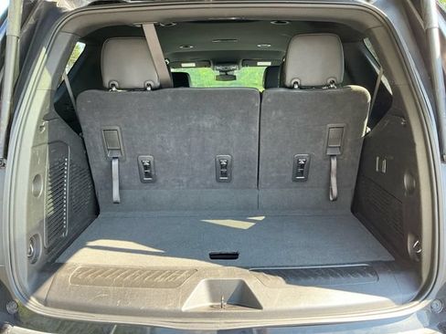 Used 2025 Chevrolet Tahoe LT AWD/4WD image 17