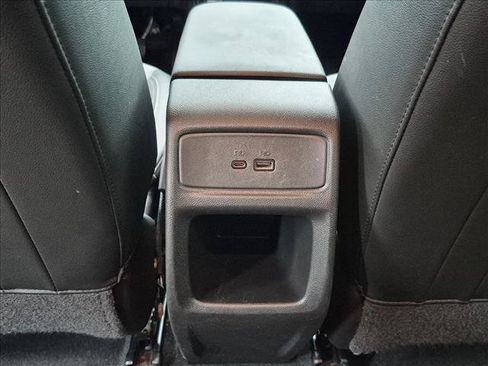 Used 2024 Chevrolet Trax LT FWD image 16