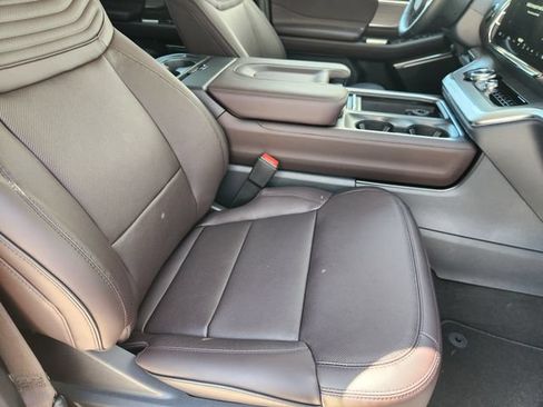 New 2027 Ford Expedition Platinum w/ Platinum Ultimate Package AWD/4WD image 10