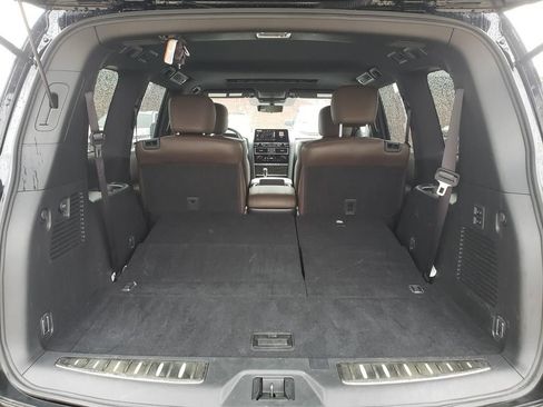 Used 2024 Nissan Armada Platinum w/ Captain's Chairs Package AWD/4WD image 8