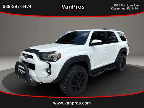 Used 2024 Toyota 4Runner SR5 image 1