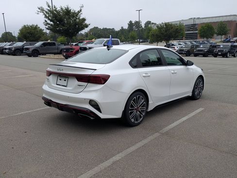 Used 2023 Kia Forte GT w/ GT2 Package FWD image 4