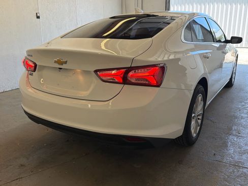 Used 2021 Chevrolet Malibu LT FWD image 5