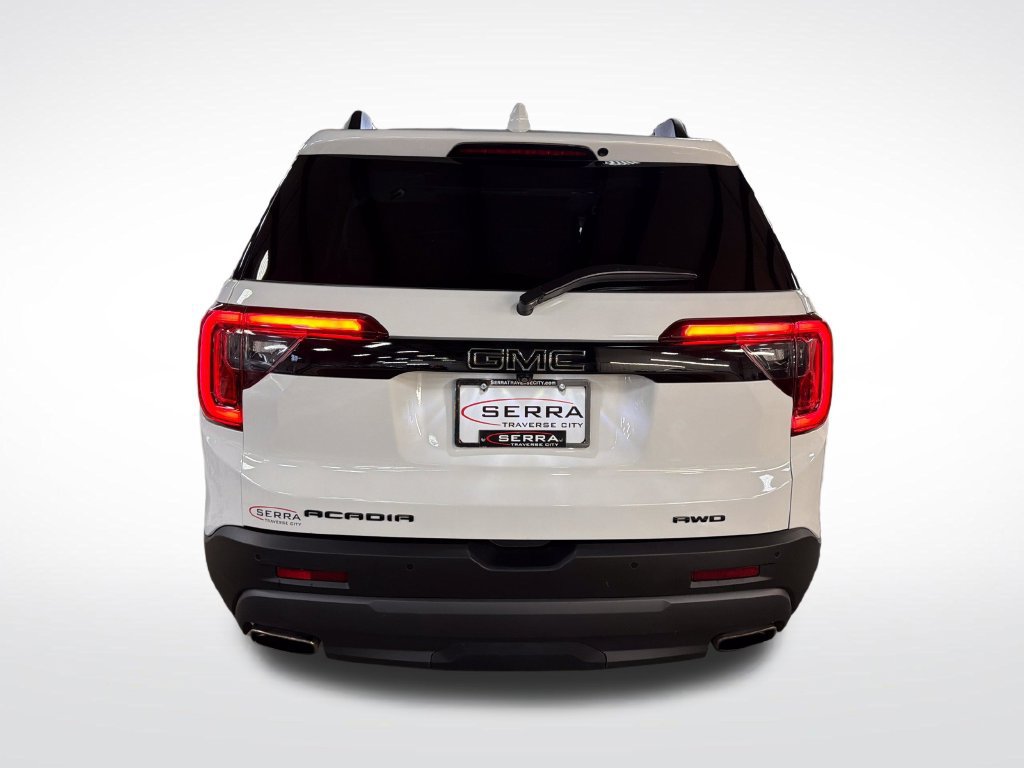 Used 2023 GMC Acadia SLE w/ Driver Convenience Package AWD/4WD image 4