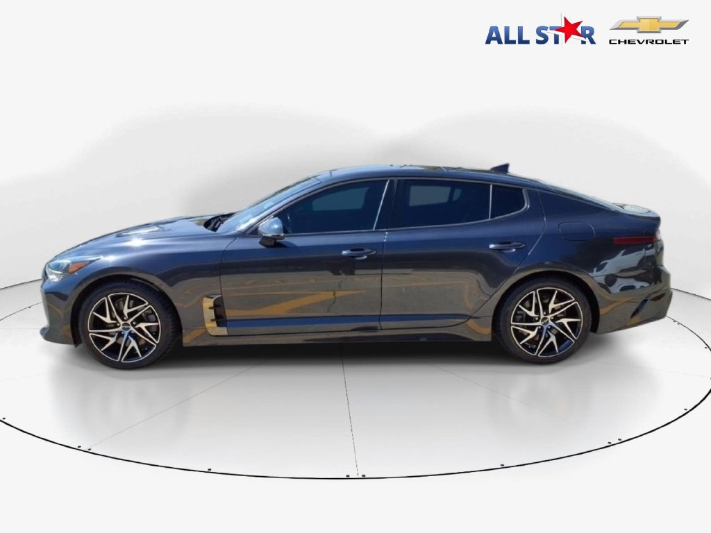 Used 2022 Kia Stinger GT-Line w/ Sun & Sound Package RWD image 9