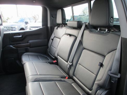 Used 2019 GMC Sierra 1500 SLT w/ SLT Premium Package image 18